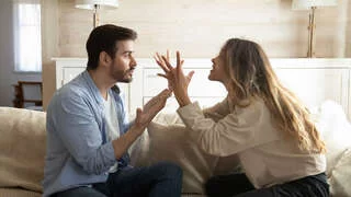 Cuplurile care nu se tem de conflicte | Carmen Lăiu (Semnele Timpului)